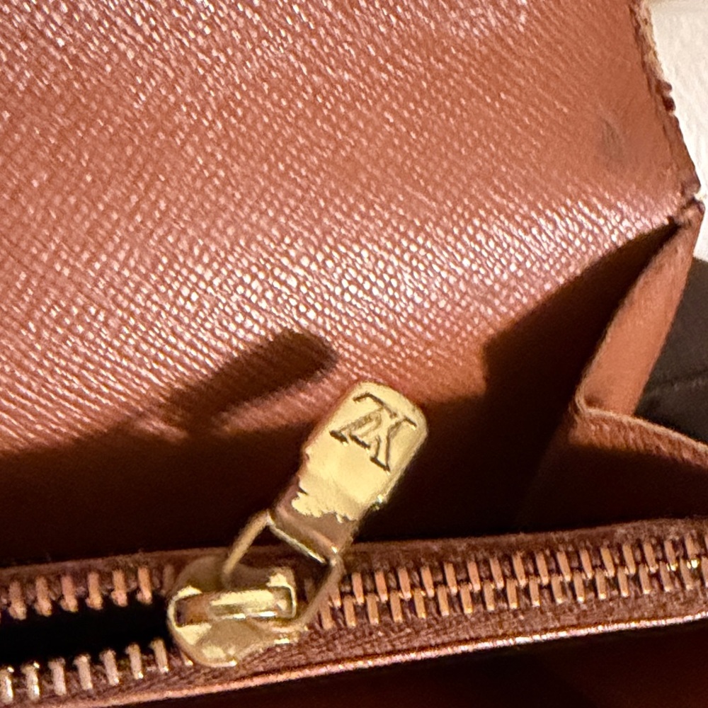 Louis Vuitton Brown Wallet - Picture 6 of 8